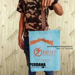 tas untuk promosi model jinjing kombinasi warna