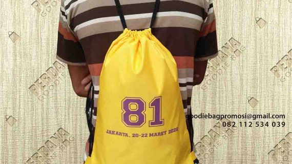 Review Pembuatan Drawstring Bag Bahan Waterproof Klien Villa Cibening Indah Bekasi